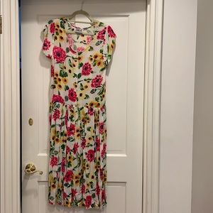 Vintage 90s floral dress Bila